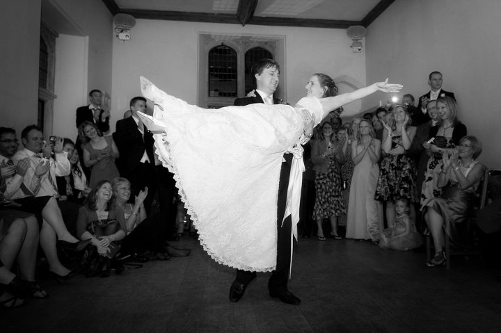 Notley Abbey Wedding Photographer - Rob Ali - 1042