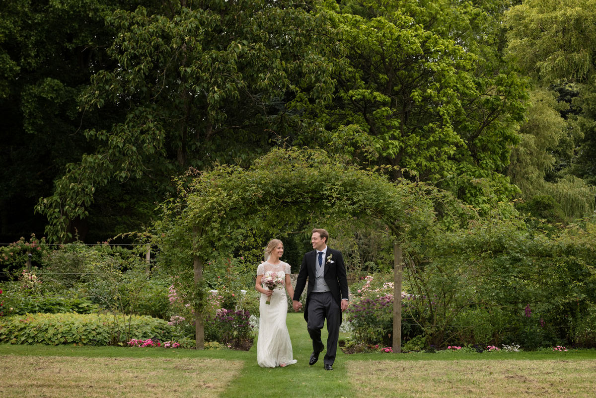 A rustic and relaxed marquee wedding at Boughton House in Northants (8)