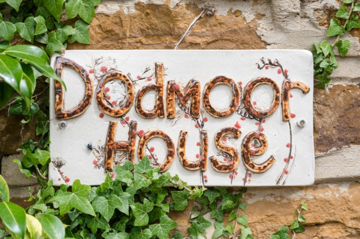 Dodmoor House sign